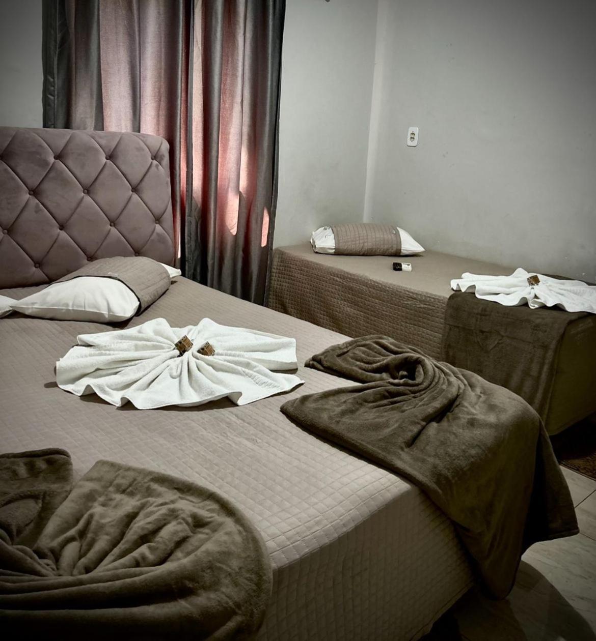 Hotel Monte Carlo Dourados Bagian luar foto